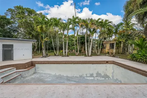 18975 SW 224th Street Miami FL 33170