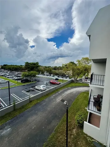 10431 N Kendall Drive Miami FL 33176