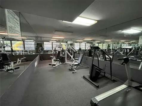 10431 N Kendall Drive Miami FL 33176