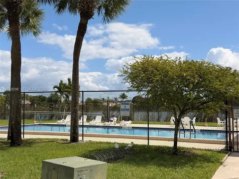 1802 Waterview Circle Palm Springs FL 33461