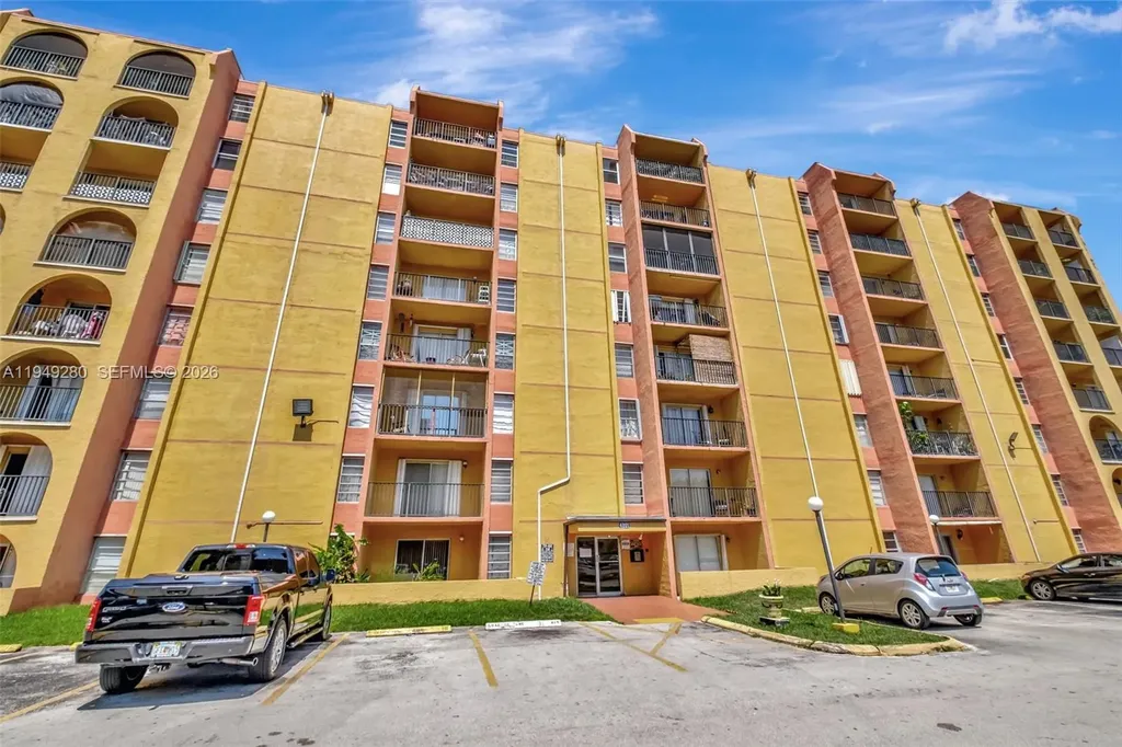 4803 NW 7th Street Miami FL 33126