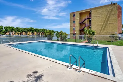4803 NW 7th Street Miami FL 33126