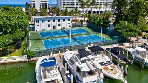 5401 Collins Avenue Miami Beach FL 33140