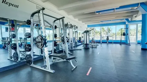 5401 Collins Avenue Miami Beach FL 33140