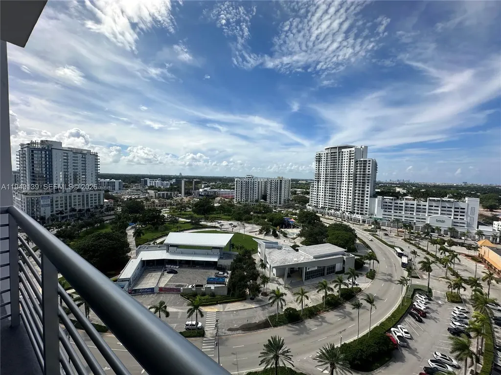 1720 Harrison Street Hollywood FL 33020