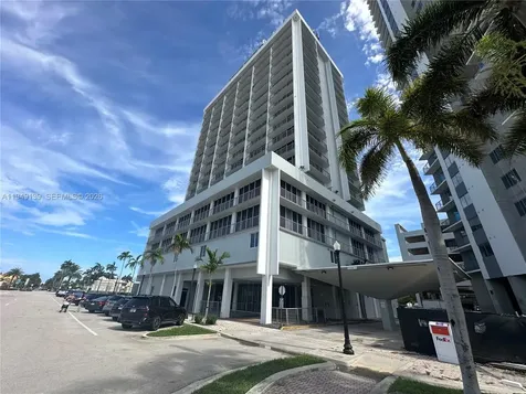 1720 Harrison Street Hollywood FL 33020