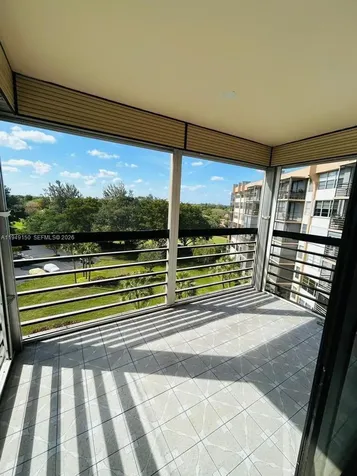 1000 Saint Charles Place Pembroke Pines FL 33026