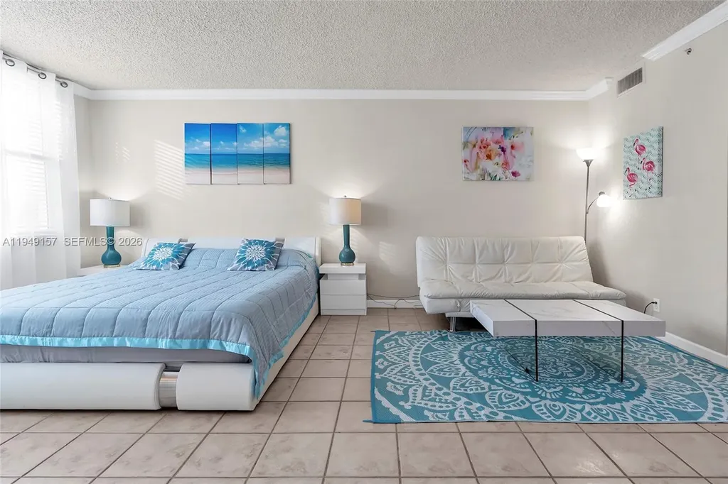 2501 S Ocean Drive Hollywood FL 33019
