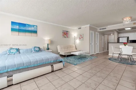 2501 S Ocean Drive Hollywood FL 33019