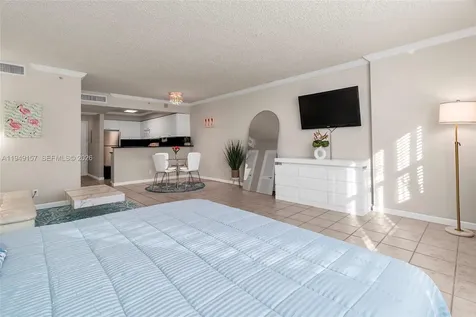 2501 S Ocean Drive Hollywood FL 33019