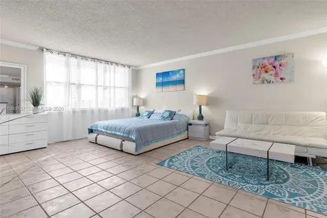 2501 S Ocean Drive Hollywood FL 33019