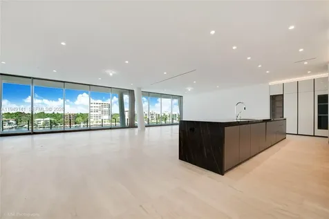 5 Grove Isle Drive Miami FL 33133