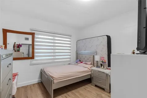 1829 NW 31st Avenue Miami FL 33125