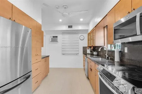 1829 NW 31st Avenue Miami FL 33125