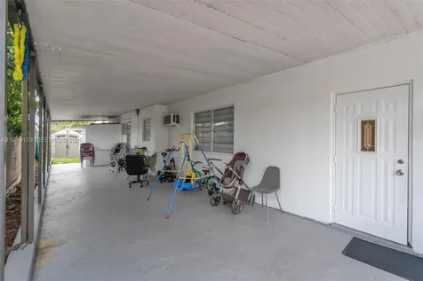 1829 NW 31st Avenue Miami FL 33125