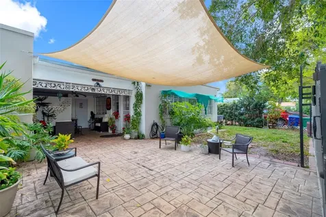 1829 NW 31st Avenue Miami FL 33125
