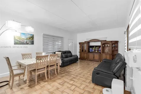 1829 NW 31st Avenue Miami FL 33125
