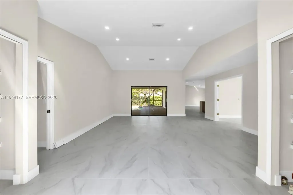 8419 NW 55th Court Coral Springs FL 33067