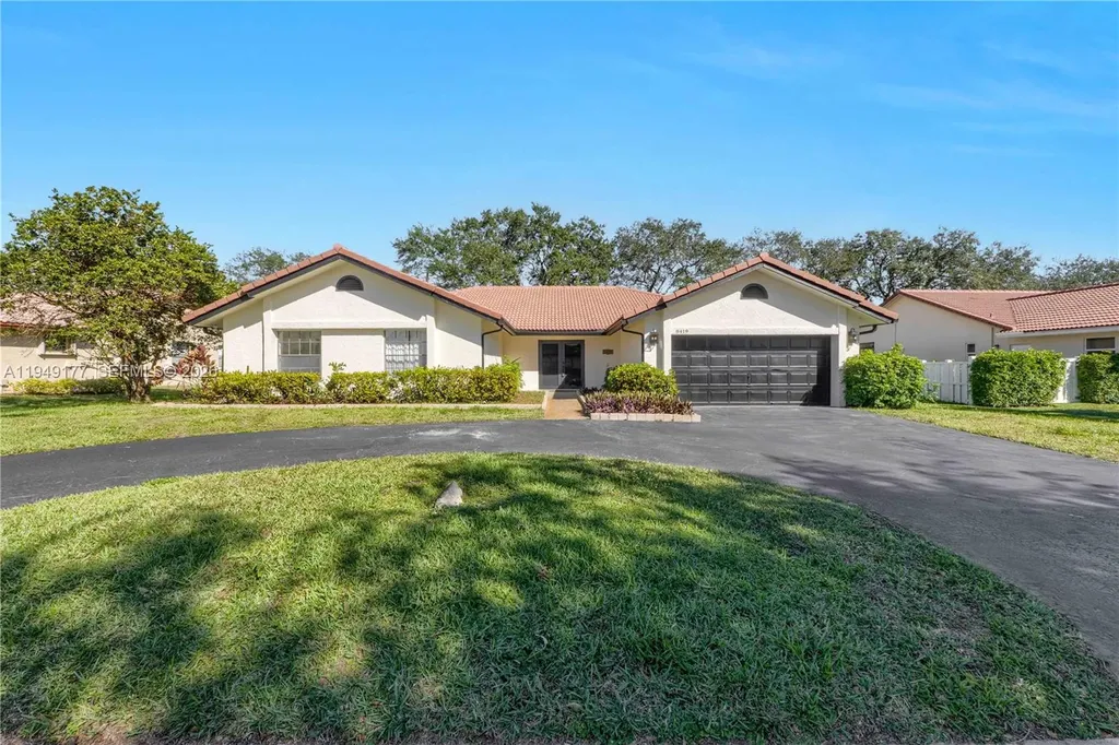 8419 NW 55th Court Coral Springs FL 33067