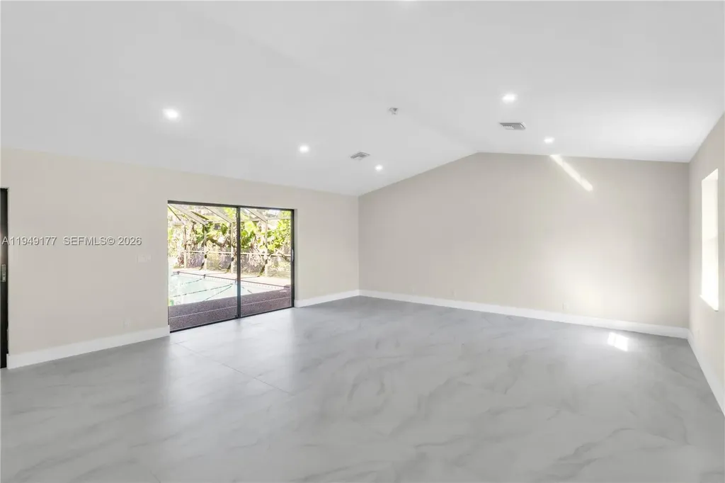 8419 NW 55th Court Coral Springs FL 33067