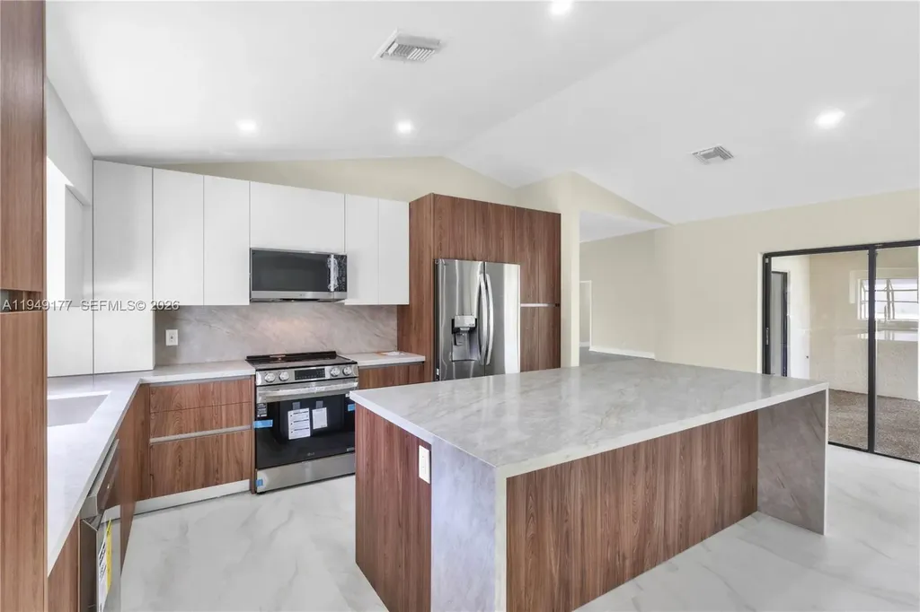 8419 NW 55th Court Coral Springs FL 33067