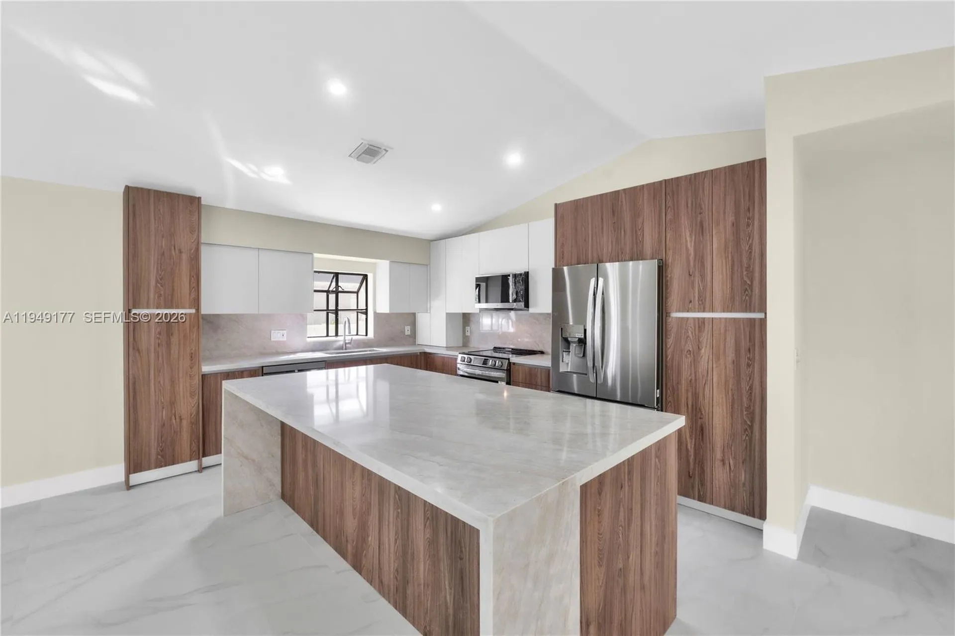 8419 NW 55th Court Coral Springs FL 33067