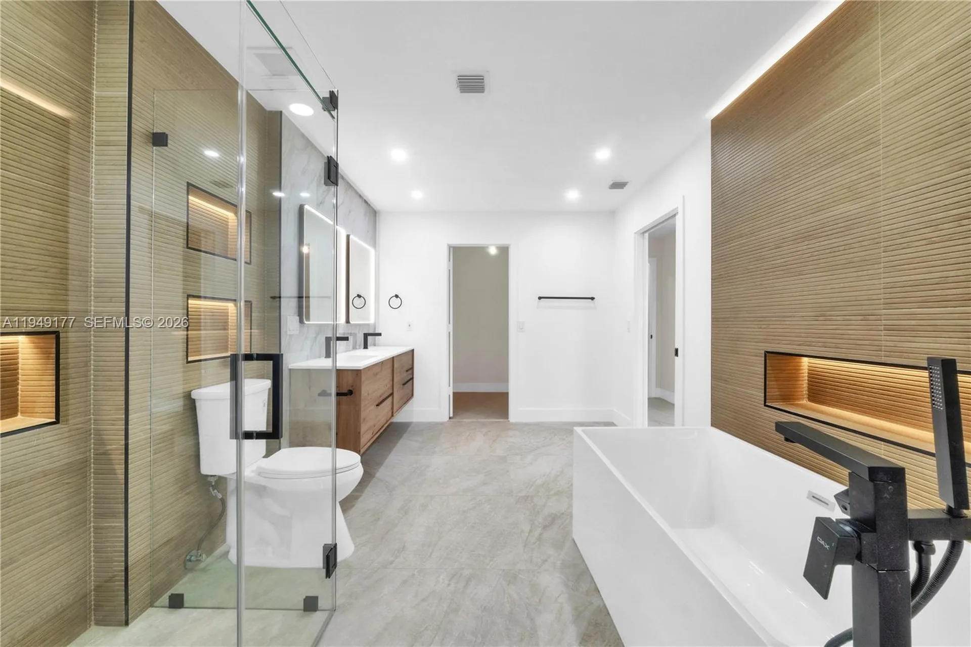 8419 NW 55th Court Coral Springs FL 33067