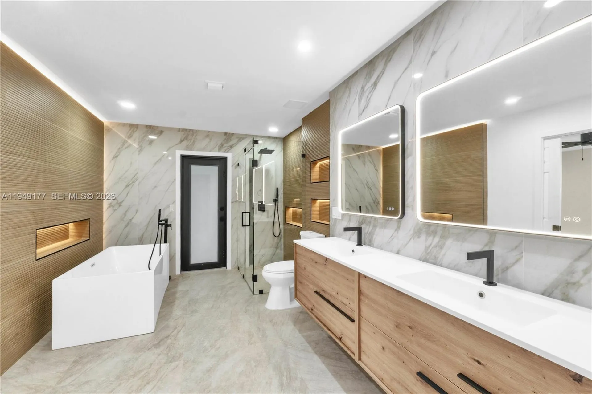 8419 NW 55th Court Coral Springs FL 33067