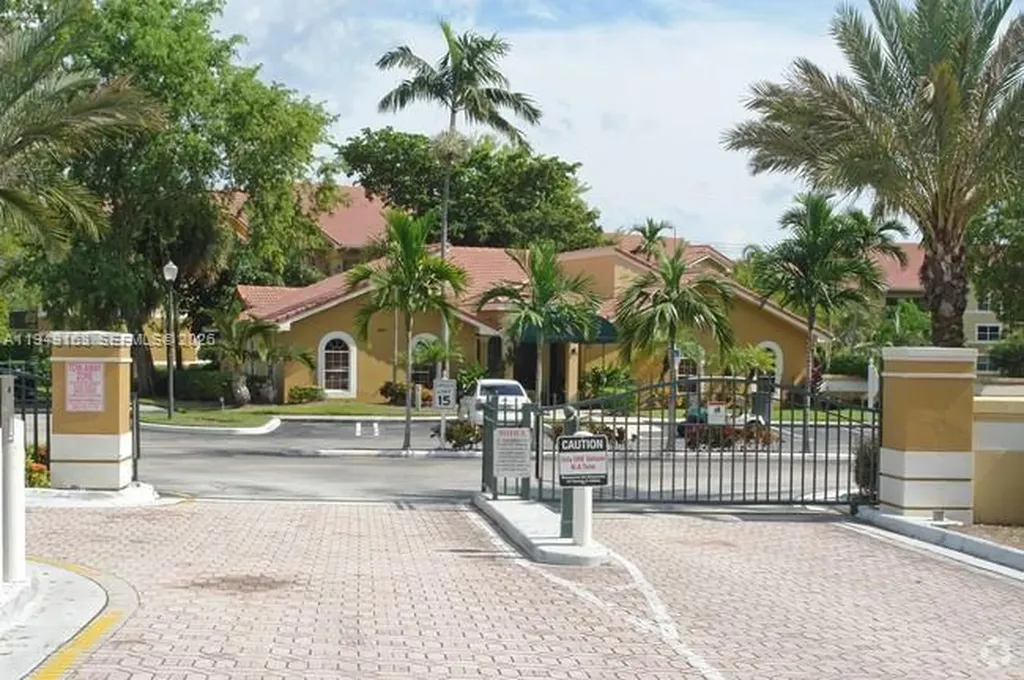 8821 Wiles Road Coral Springs FL 33067