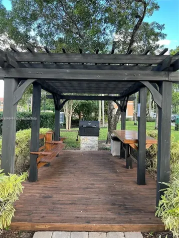 8821 Wiles Road Coral Springs FL 33067