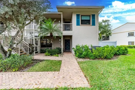 2 Eastgate Drive Boynton Beach FL 33436