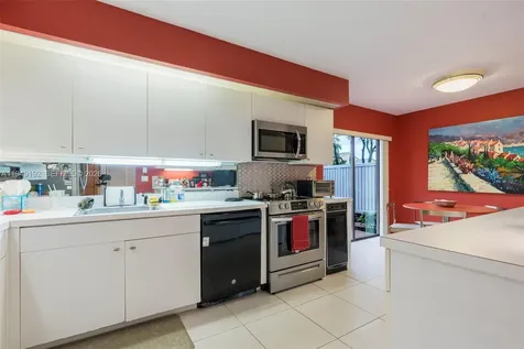 2 Eastgate Drive Boynton Beach FL 33436
