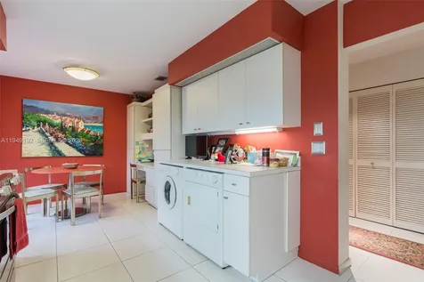 2 Eastgate Drive Boynton Beach FL 33436