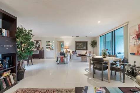 2 Eastgate Drive Boynton Beach FL 33436