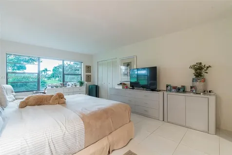 2 Eastgate Drive Boynton Beach FL 33436