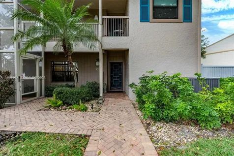 2 Eastgate Drive Boynton Beach FL 33436