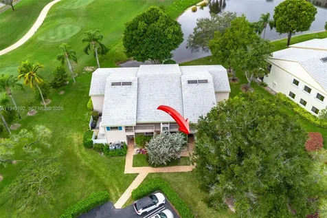 2 Eastgate Drive Boynton Beach FL 33436