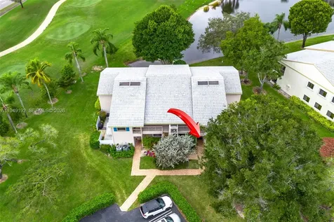 2 Eastgate Drive Boynton Beach FL 33436