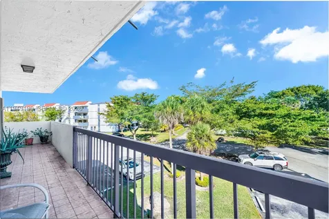 5900 SW 127th Avenue Miami FL 33183