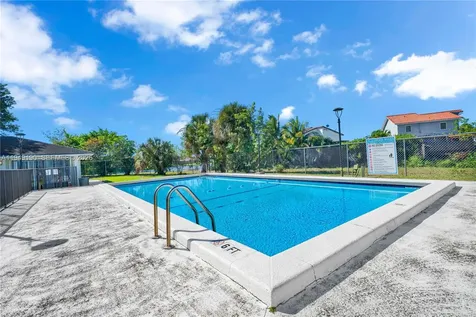 5900 SW 127th Avenue Miami FL 33183