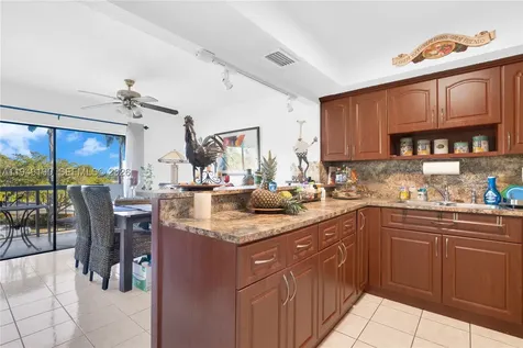 5900 SW 127th Avenue Miami FL 33183