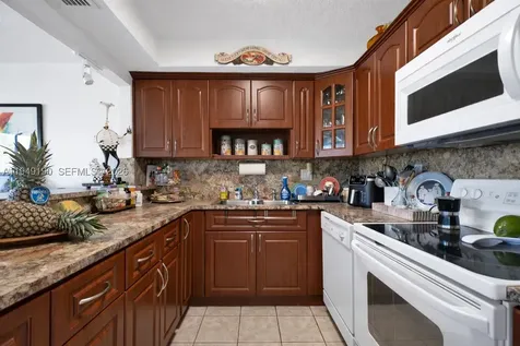 5900 SW 127th Avenue Miami FL 33183