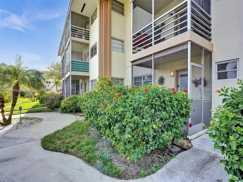 16901 NE 13th Avenue Miami FL 33162