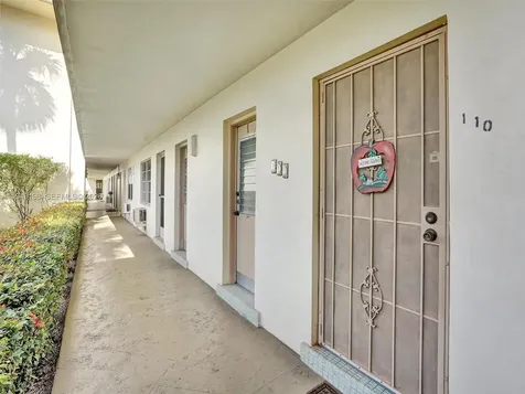 16901 NE 13th Avenue Miami FL 33162