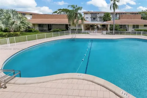16901 NE 13th Avenue Miami FL 33162