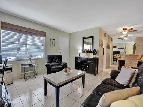 16901 NE 13th Avenue Miami FL 33162