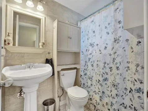 16901 NE 13th Avenue Miami FL 33162