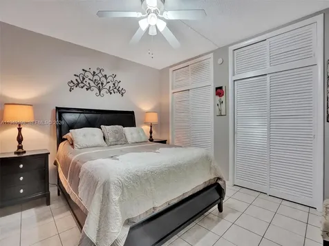 16901 NE 13th Avenue Miami FL 33162