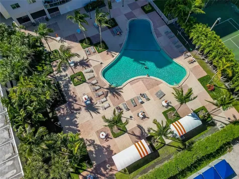 19380 Collins Avenue Sunny Isles Beach FL 33160