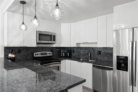 19380 Collins Avenue Sunny Isles Beach FL 33160